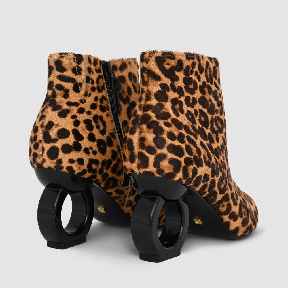 Kat Maconie Chain Heel Alba Single Heel Chain Boot 8 Kat Maconie Chain Heel Alba Single Heel Chain Boot