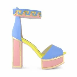Kat Maconie Pammy* Platforms*