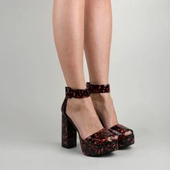 Kat Maconie Toba* Platforms