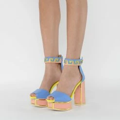 Kat Maconie Pammy* Platforms*